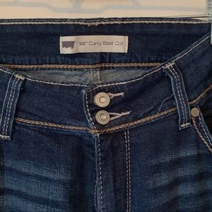 Women's Levis stone washed Boot Cut Curvy.529.  Size 16M great condition.